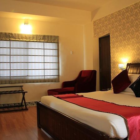 Orchid Suites - A Boutique Hotel Bangalore Off Residency Road Bagian luar foto