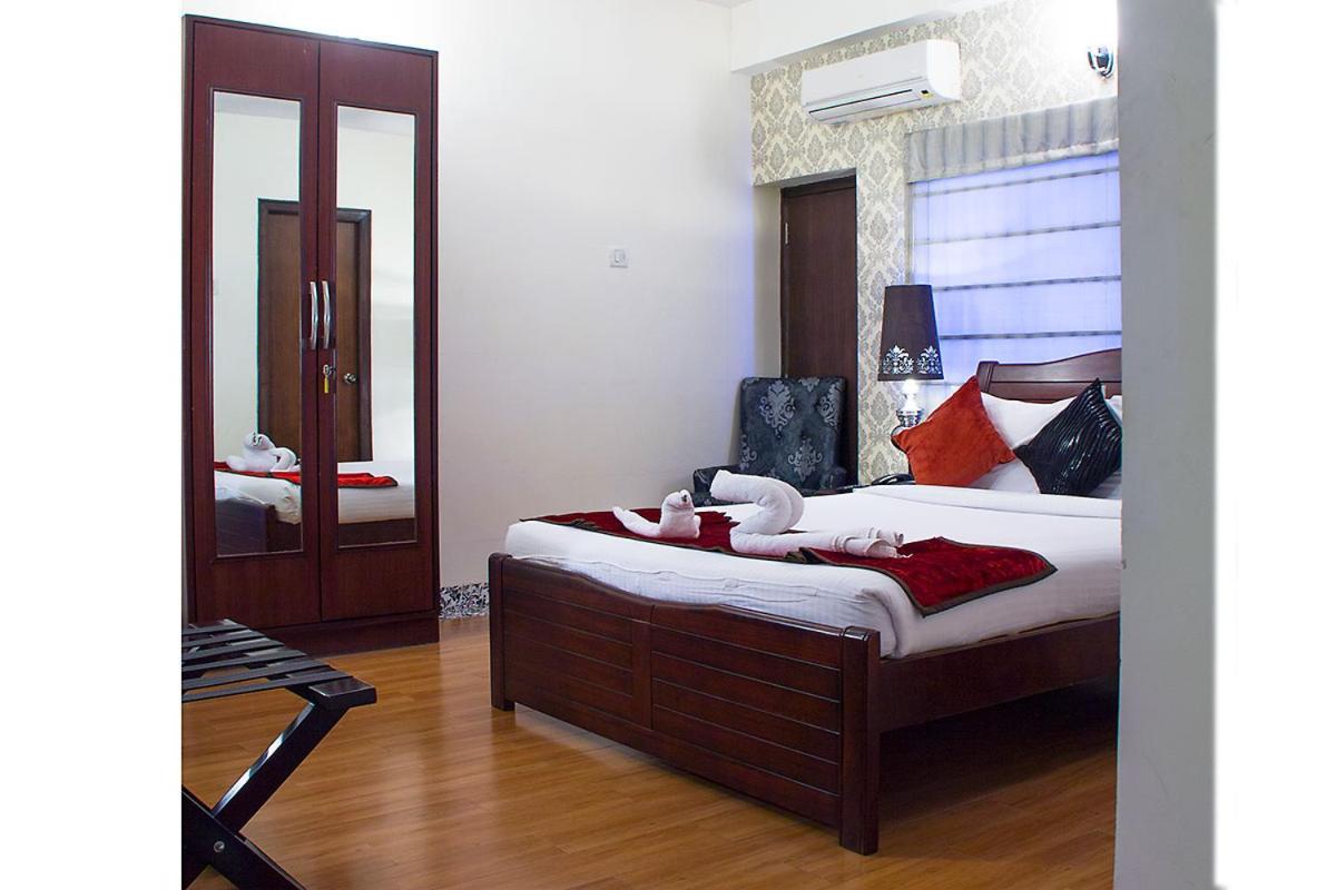 Orchid Suites - A Boutique Hotel Bangalore Off Residency Road Bagian luar foto