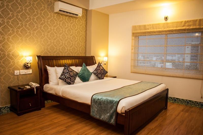Orchid Suites - A Boutique Hotel Bangalore Off Residency Road Bagian luar foto