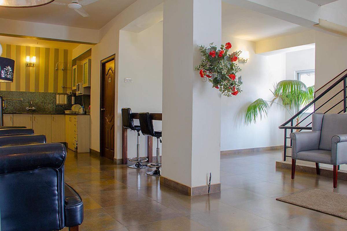 Orchid Suites - A Boutique Hotel Bangalore Off Residency Road Bagian luar foto