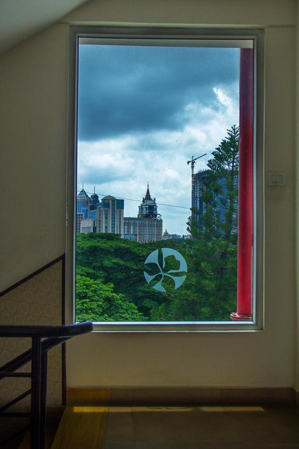 Orchid Suites - A Boutique Hotel Bangalore Off Residency Road Bagian luar foto