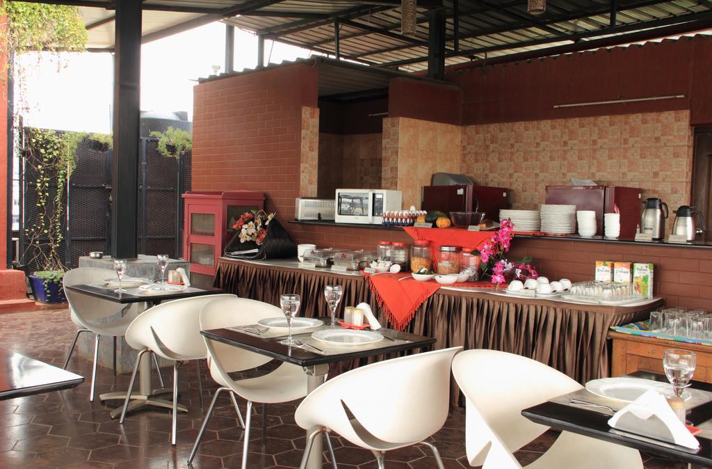 Orchid Suites - A Boutique Hotel Bangalore Off Residency Road Bagian luar foto