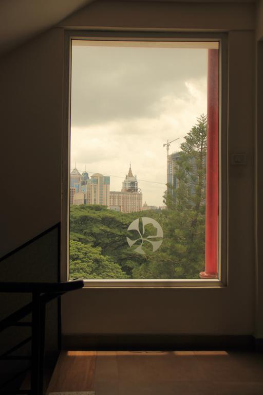 Orchid Suites - A Boutique Hotel Bangalore Off Residency Road Bagian luar foto