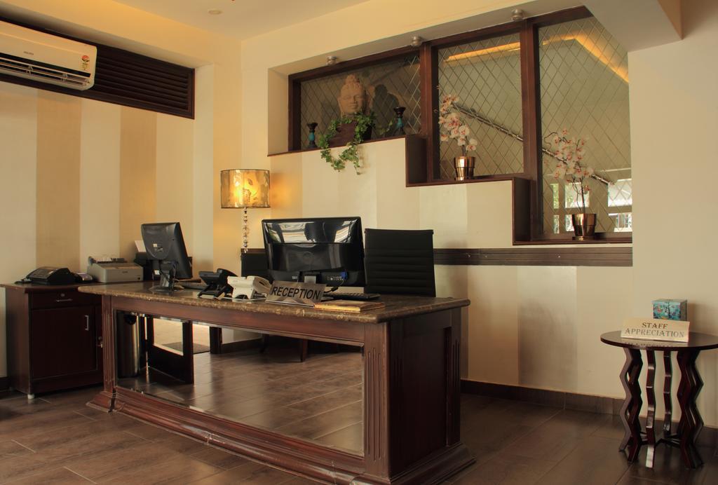 Orchid Suites - A Boutique Hotel Bangalore Off Residency Road Bagian luar foto
