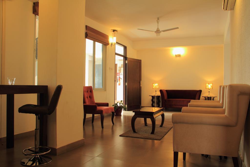Orchid Suites - A Boutique Hotel Bangalore Off Residency Road Bagian luar foto