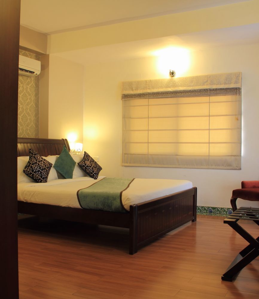 Orchid Suites - A Boutique Hotel Bangalore Off Residency Road Bagian luar foto