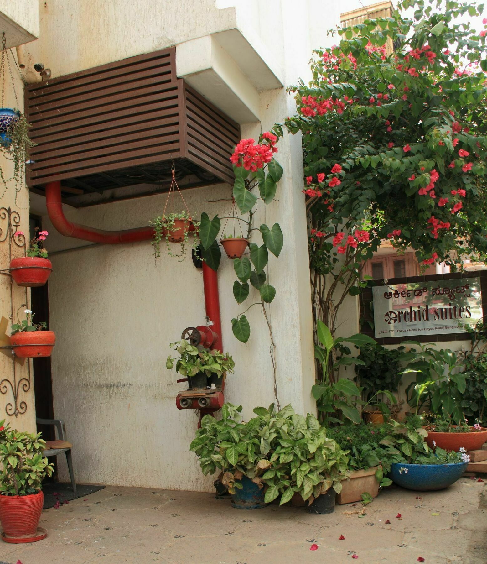 Orchid Suites - A Boutique Hotel Bangalore Off Residency Road Bagian luar foto